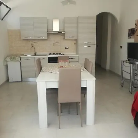 Alexia אגנונה באגני